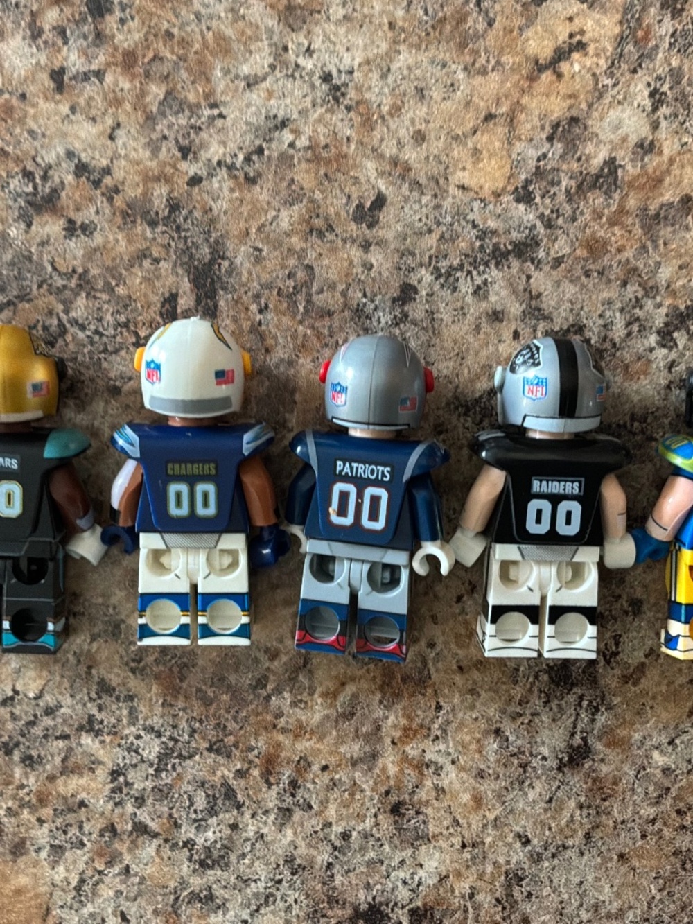 5 NFL Football Minifigures